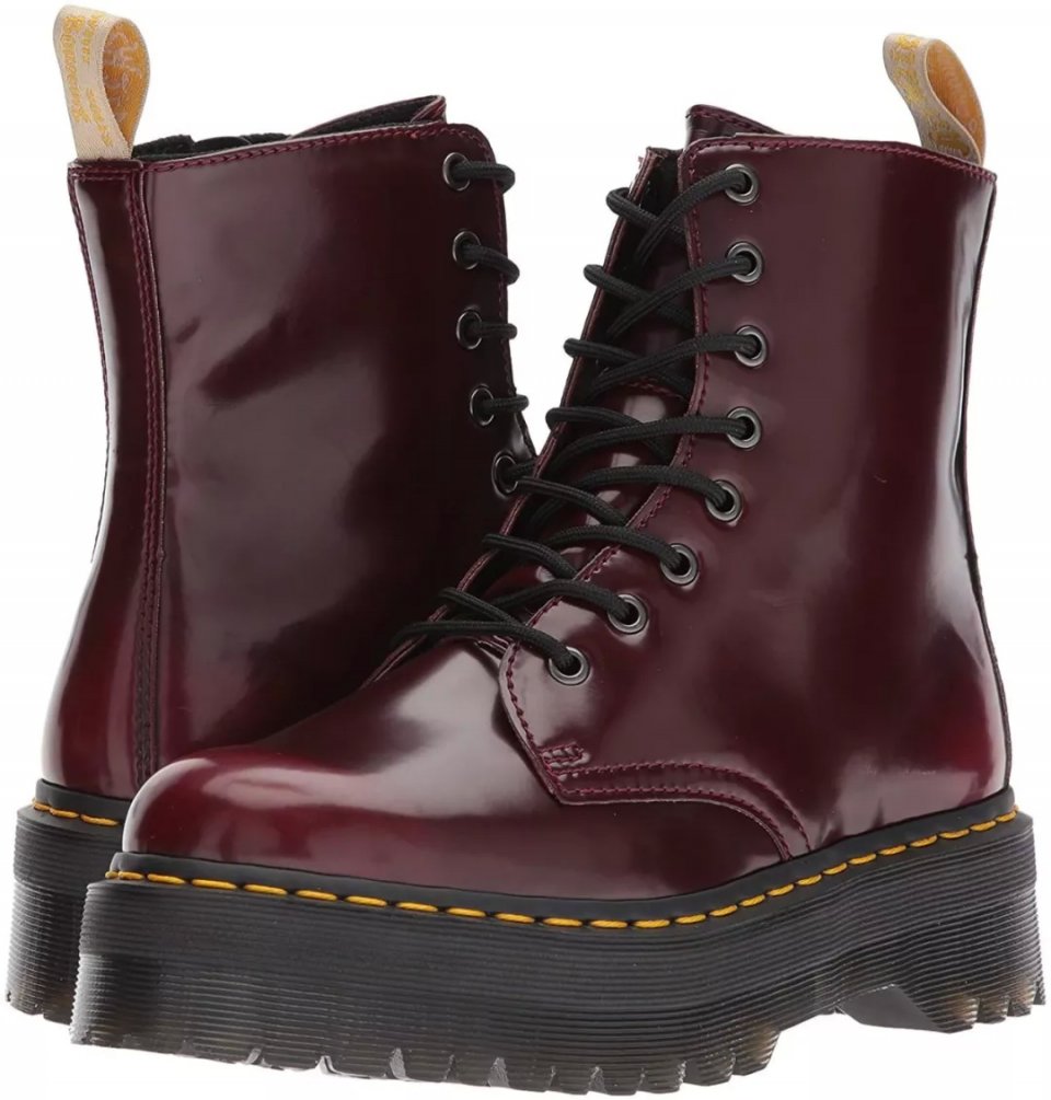 欧阳娜娜最喜欢的马丁靴,欧阳娜娜马丁靴