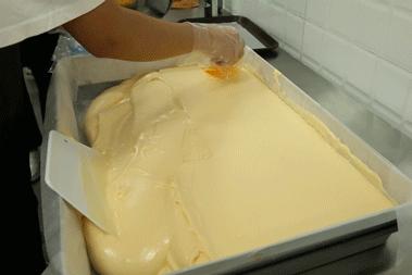 抖臀古早味蛋糕的做法配料,抖臀古早味蛋糕的做法