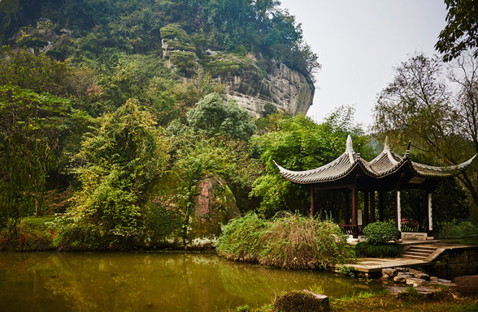 新昌大佛寺是石窟寺吗,新昌大佛寺佛教发祥地
