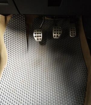 雨雪天开车必备,雨雪天气车辆开车注意事项