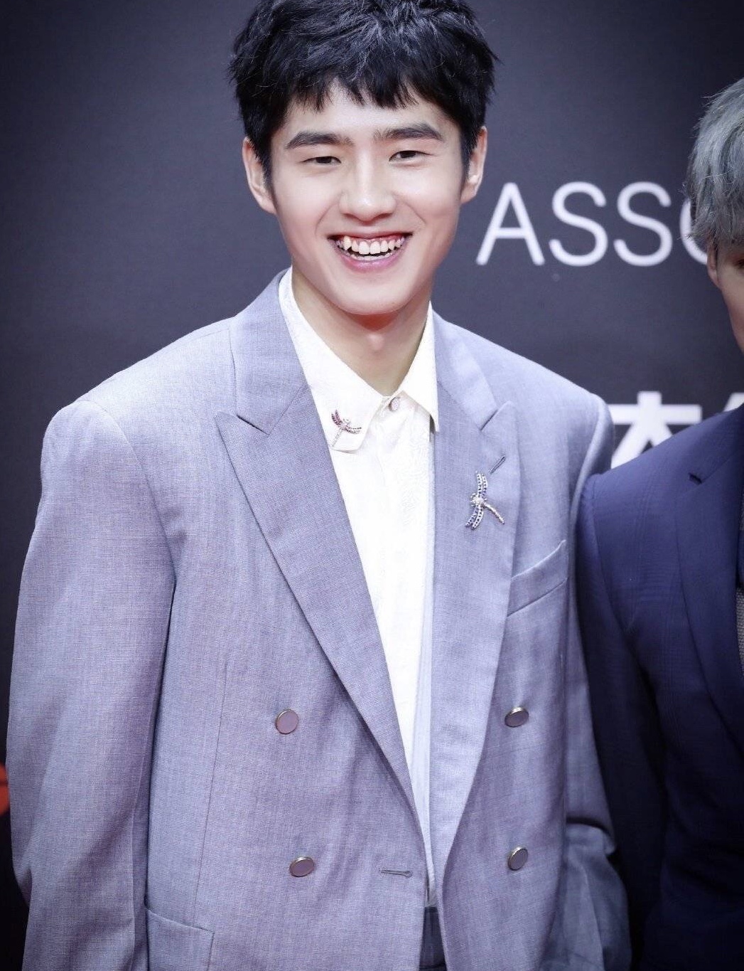 娜扎整牙后的样子,娜扎整牙前照片