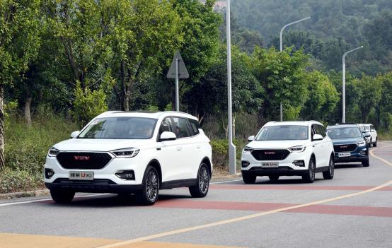 潍柴u70七座高配版落地价,潍柴u70大七座suv车身尺寸