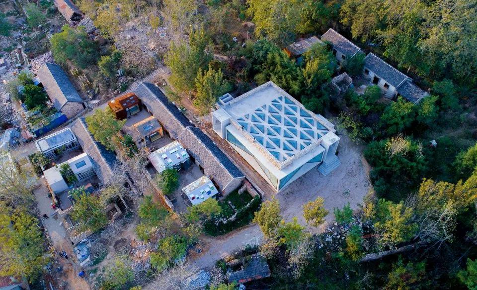 建设最美乡村图片,用泥土打造家园