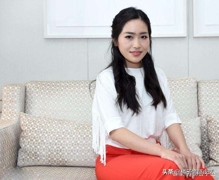 张艺谋和家人以及女儿张末视频,张艺谋女儿张末哪一年嫁到美国