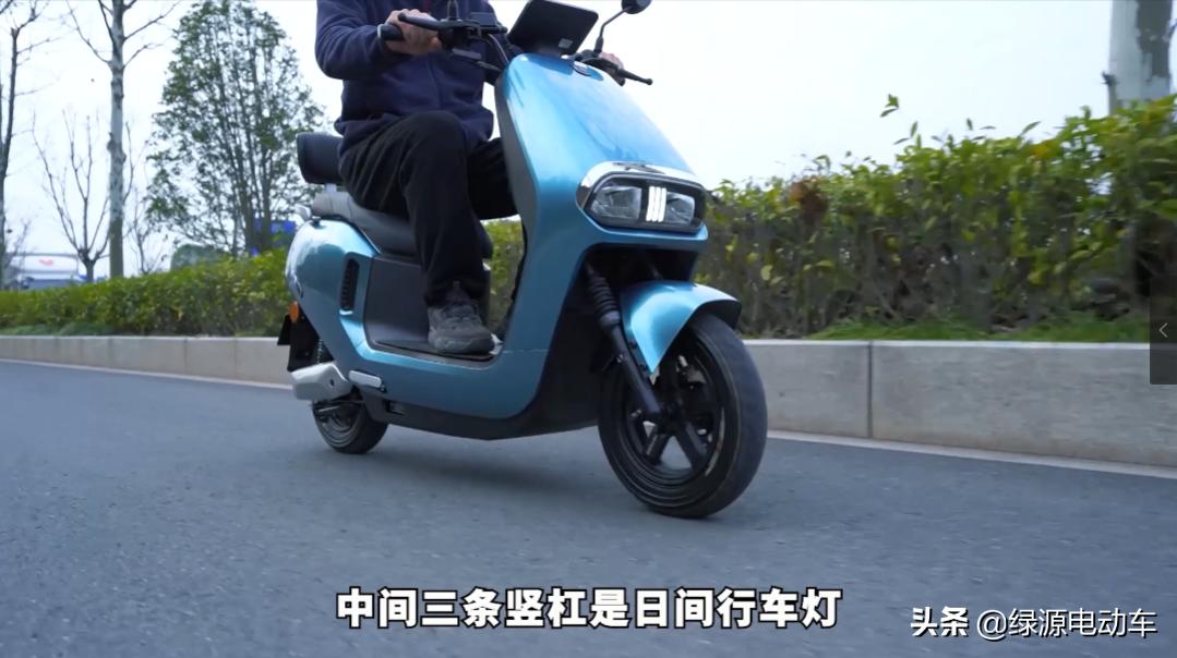 绿源s30用的石墨烯电池是啥牌子的,绿源s30用锂电池