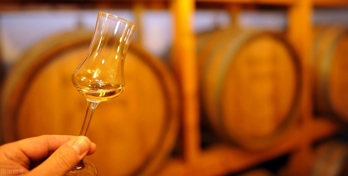 长期喝酒出现身体症状有哪些,喝酒的人戒酒后肝脏会慢慢好转吗