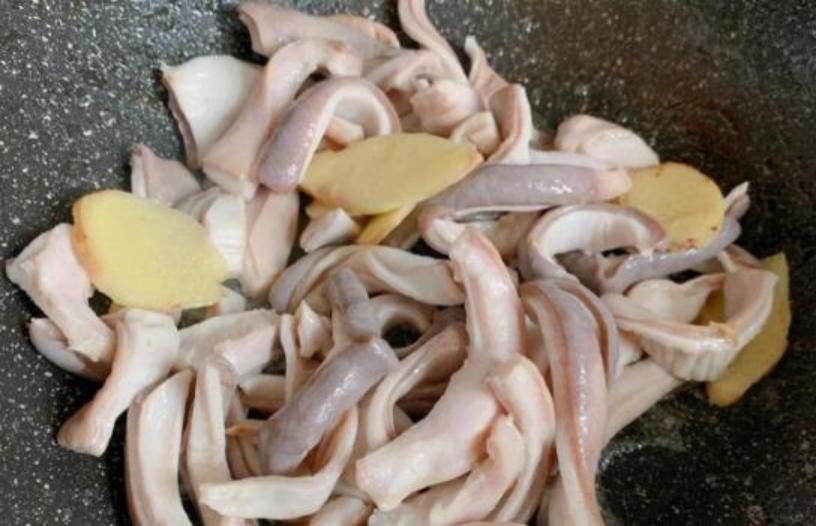 越喝鸡汤火气越大,常喝鸡汤和牛汤有什么好处