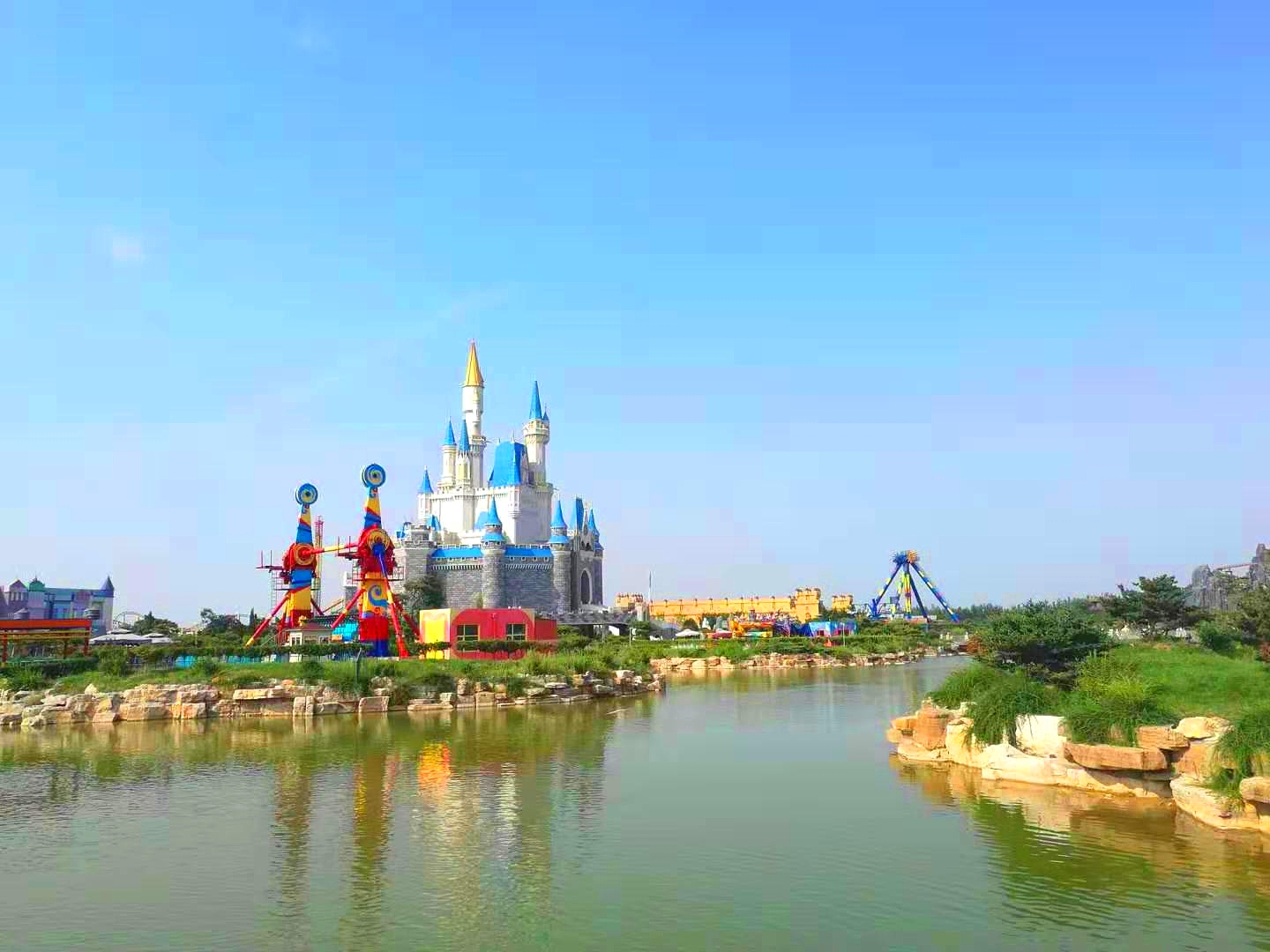 主题公园好玩不仅仅是好玩,主题乐园存在的问题