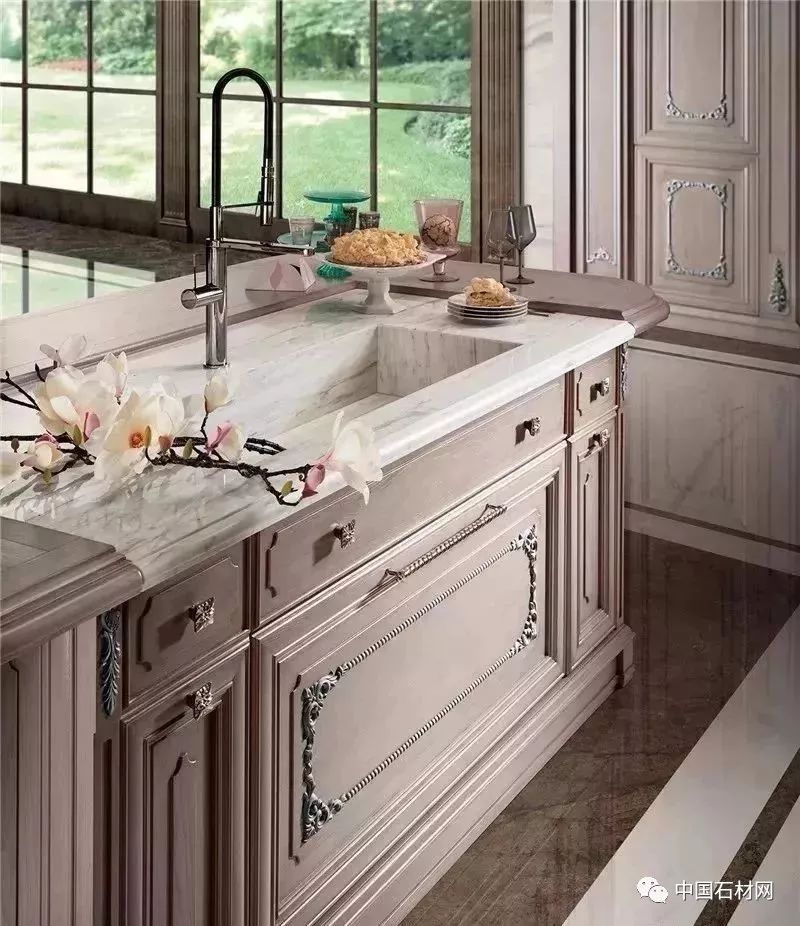 厨房多色台面,最流行的厨房大理石台面
