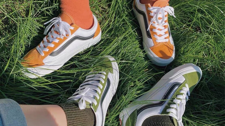 工作累了来瓶酒,工作累了快来放松一下