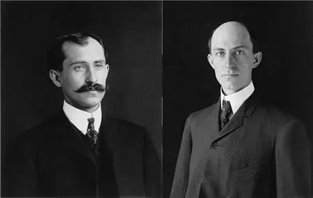 翼装飞行令人恐惧的失重感,喷气翼装飞行体验