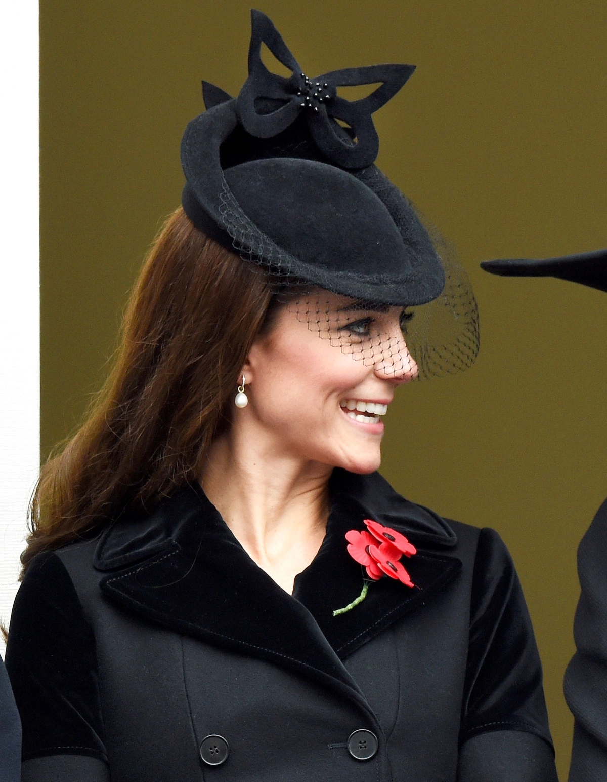 凯特王妃戴戴安娜王妃头饰,凯特王妃戴的是什么头饰