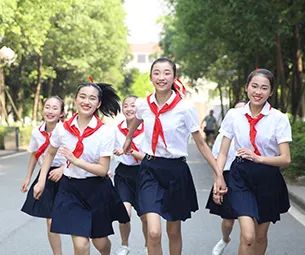 初中民办学校哪一所比较好,封闭式初中寄宿学校排名