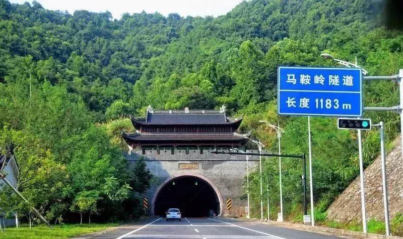 徒步浙东大峡谷,邂逅虎跳峡感受大自然