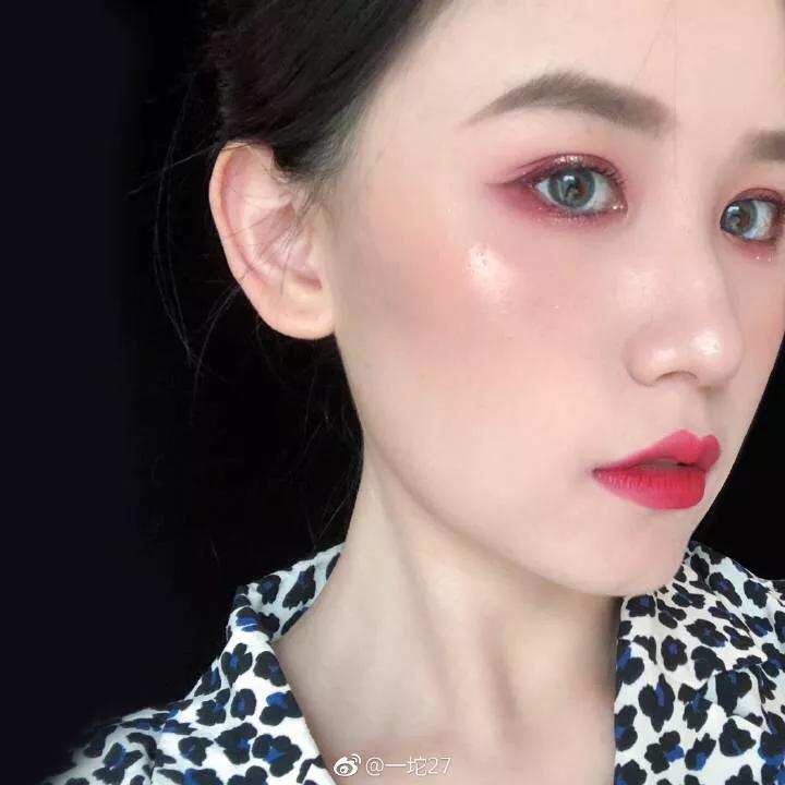 秋冬可爱酒红妆容,秋冬温柔妆容方圆脸