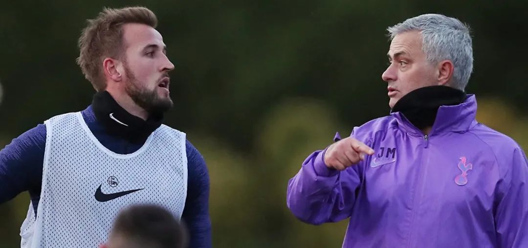 关于亚马逊纪录片推荐,必看的足球电影