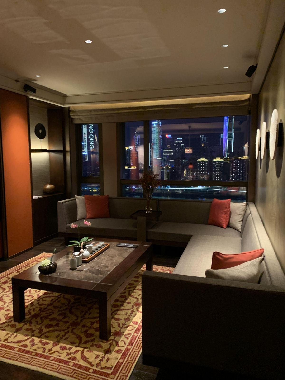 重庆一奢华级五星酒店：全球仅有八家，环境极佳入住即有奔驰接送