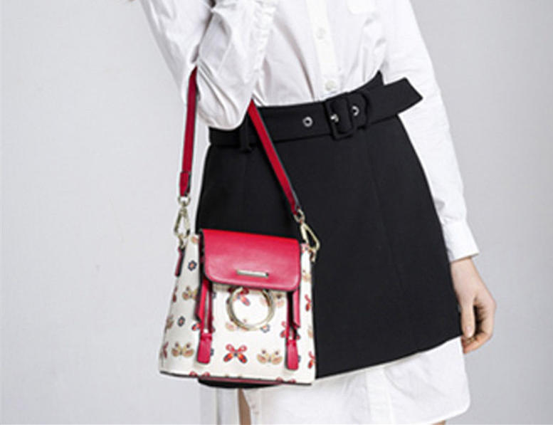 最近超喜欢的一款包,各种风格都能驾驭的包包
