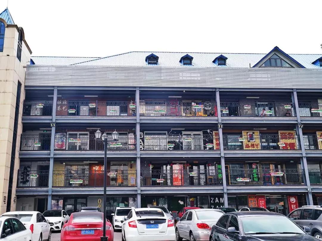 还好，这些老店都撑过来了