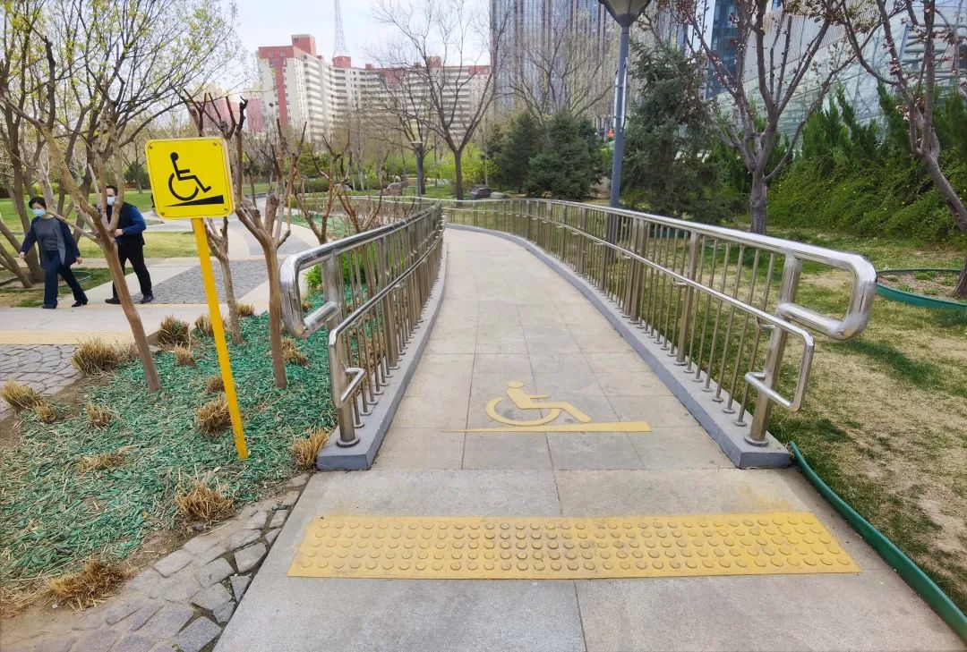 石景山公园绿地景观效果,石景山网红打卡地夜景