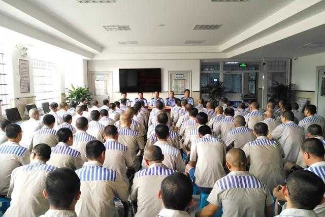 因欠钱坐牢出来后还要还钱吗,因债务坐牢出来后还要偿还吗