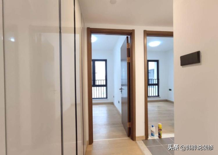 刚交钥匙的万科精装房，效果明亮清新，整体非常满意，忍不住晒晒