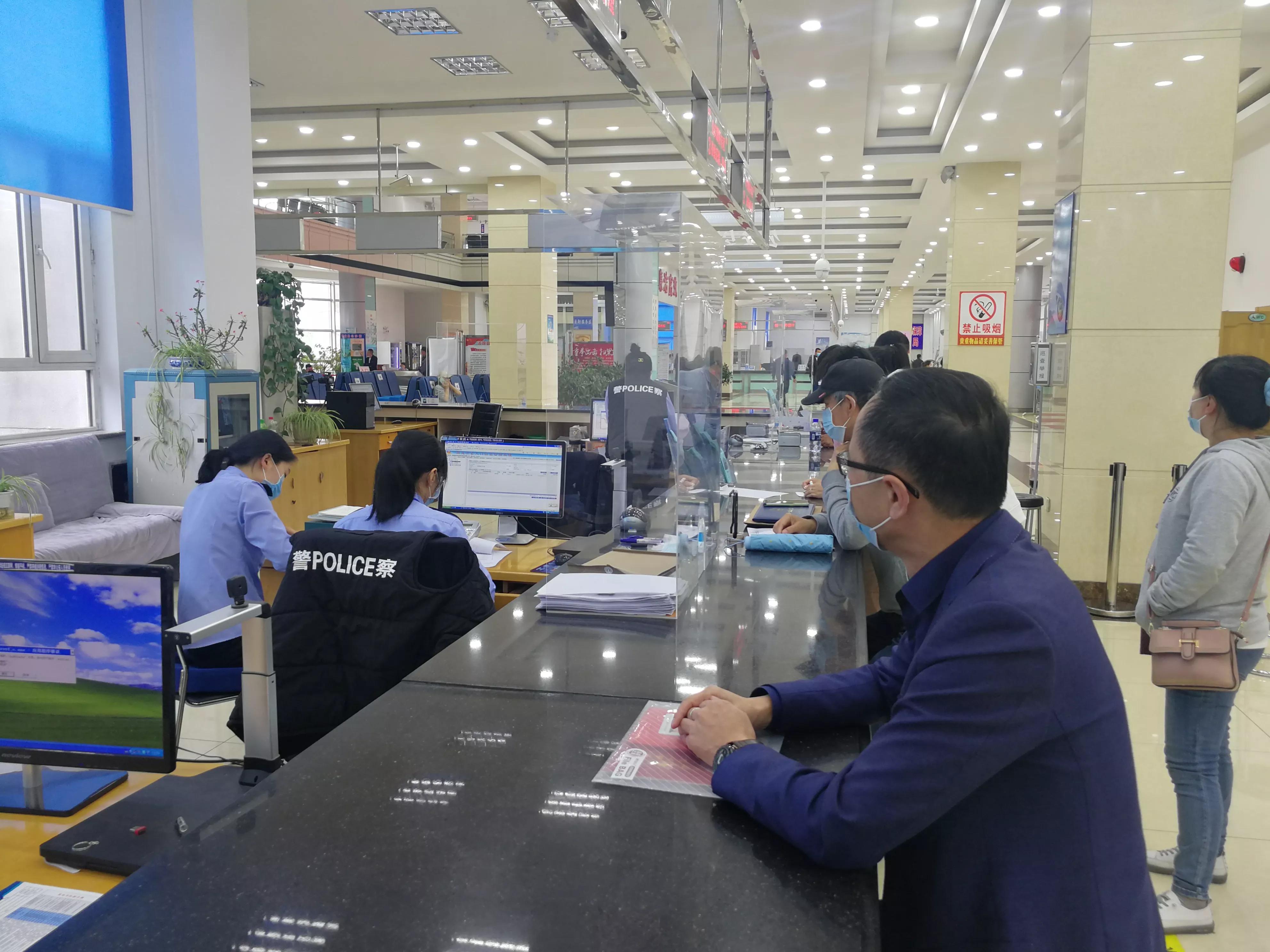 浣虫湪鏂競姹ゅ師缁煎悎鏈嶅姟涓績,浣虫湪鏂堡鍘熷幙琛屾斂澶у巺鐢佃瘽