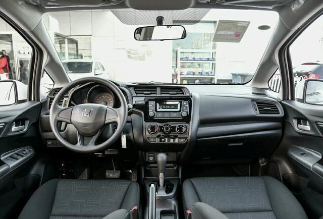 飞度200块钱油跑400公里油耗高吗,2代飞度1.3和1.5油耗哪个高