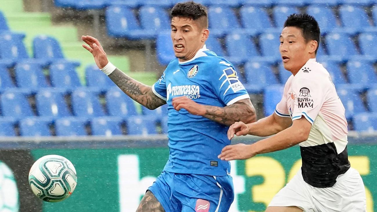 武磊被犯规,武磊被恶意犯规