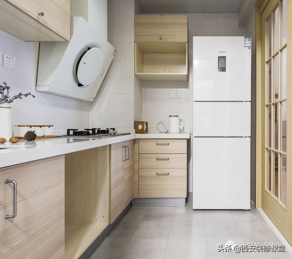 不做吊顶不做石膏线能省不少钱吧,石膏线不吊顶可以省多少钱