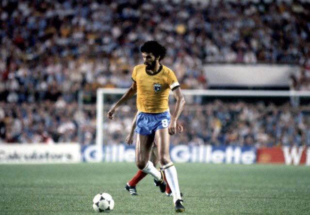 苏格拉底医学博士,巴西最强前腰苏格拉底