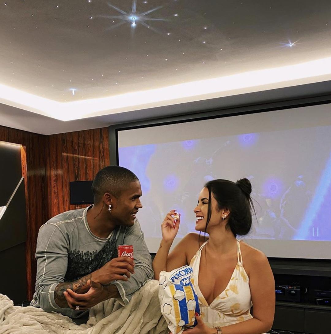 性感｜“狗剩”的贤内助，人美心更美