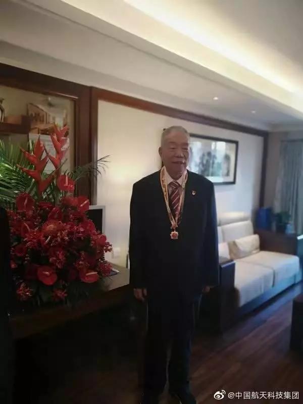 痛心又一位巨星陨落,痛心巨星陨落