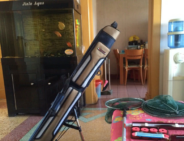 新手钓鱼买渔具避坑 (新手钓鱼买一堆渔具有的用不到)