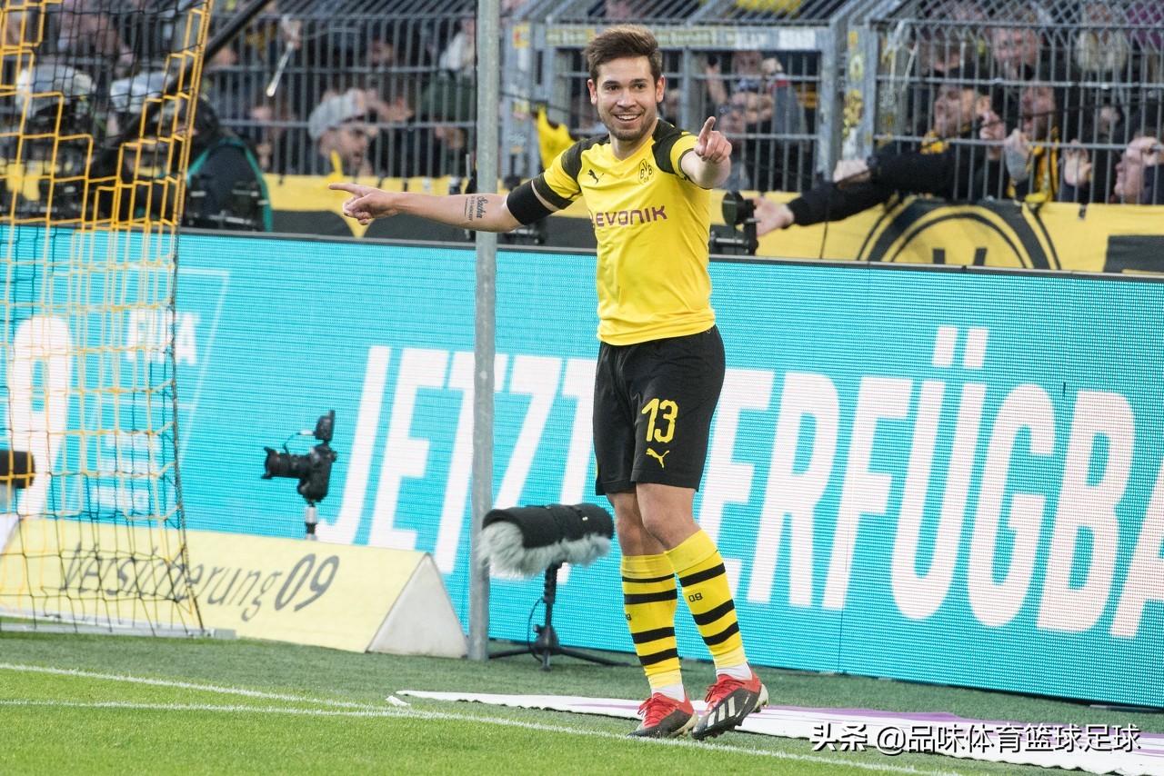 来自足坛最佳前锋的压迫感,欧洲媒体评选足坛历史最佳左后卫