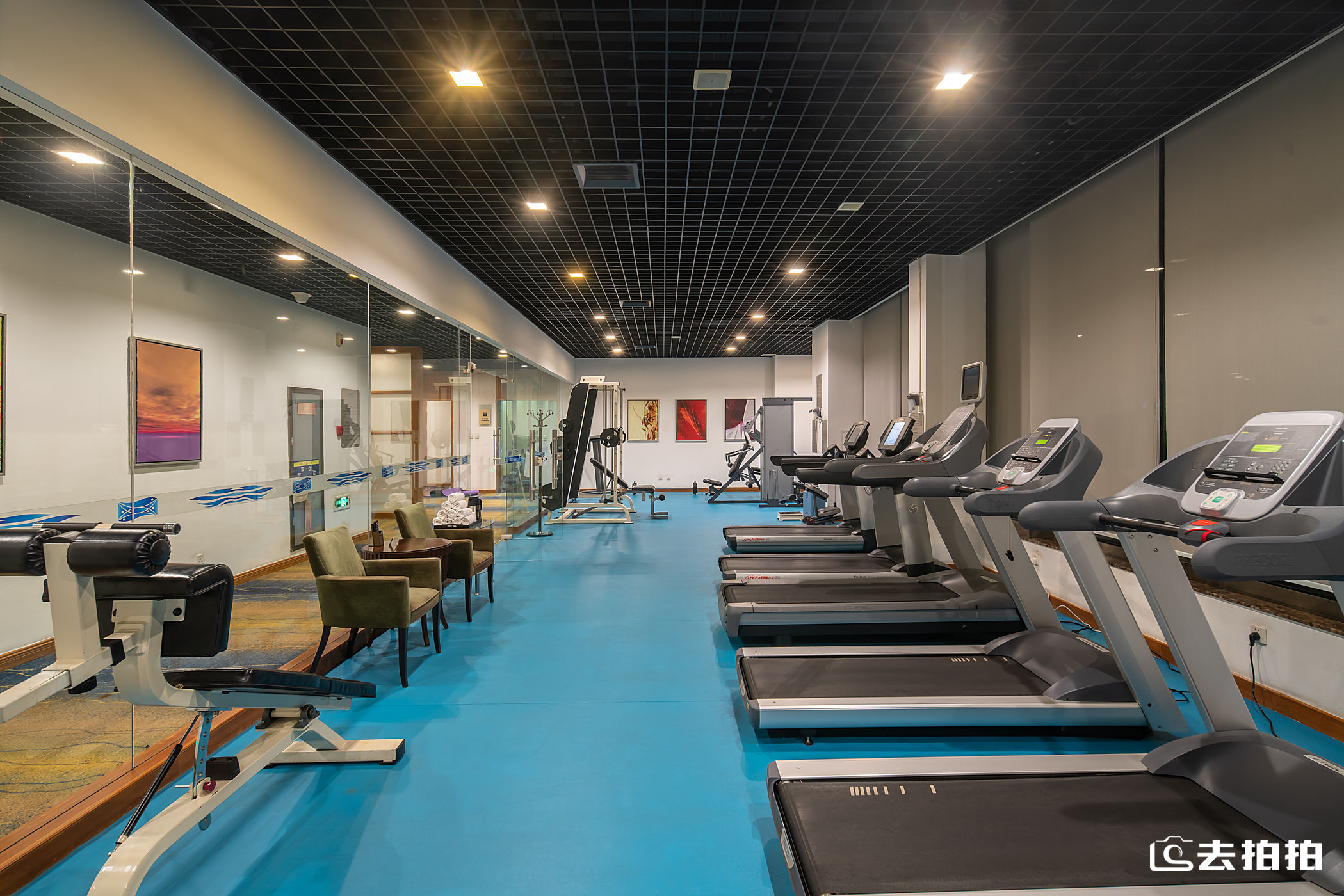 去拍拍蓝海酒店l做一片有温度的“蓝海”