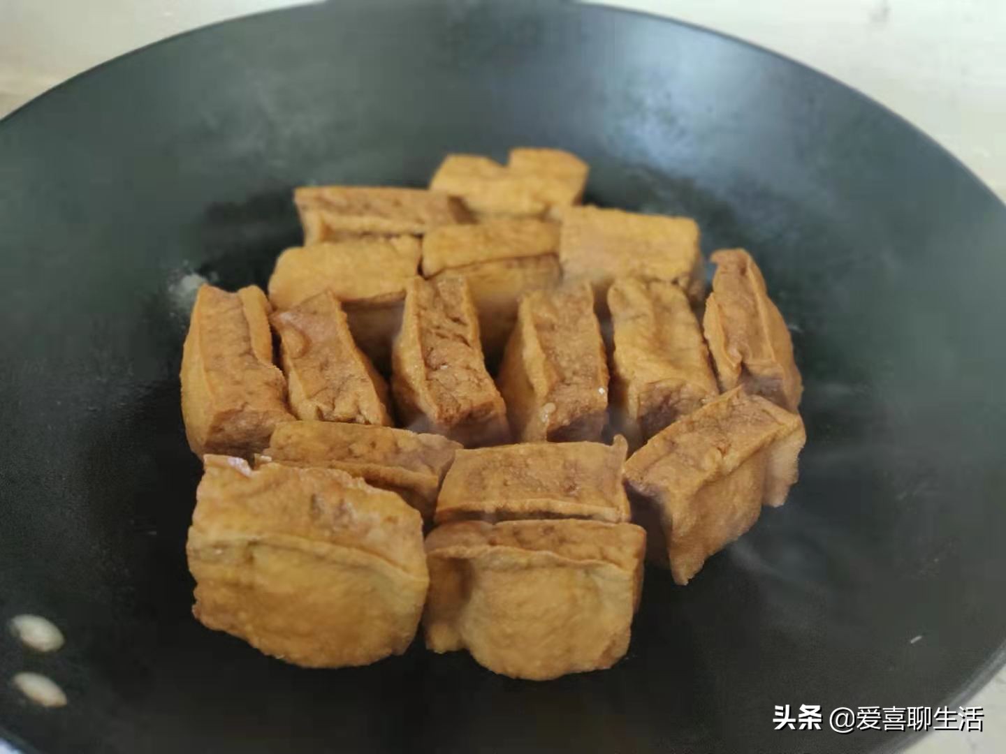 新年，吃鸡蛋不如吃它，蛋白质比鸡蛋高，做成福袋入味好吃寓意好