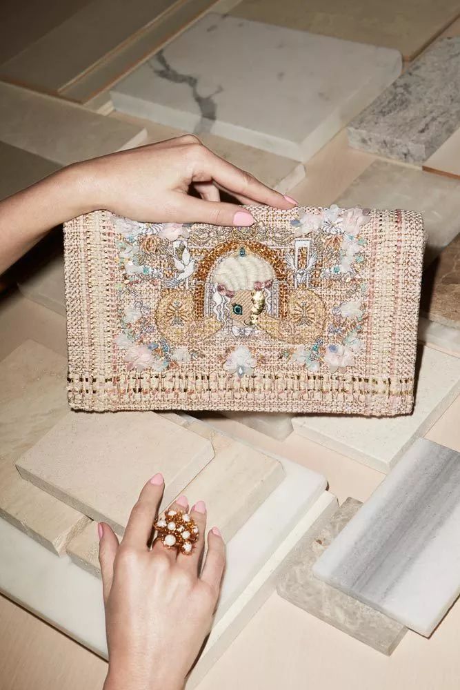 迪士尼冰雪奇缘衣服,看冰雪奇缘2电影