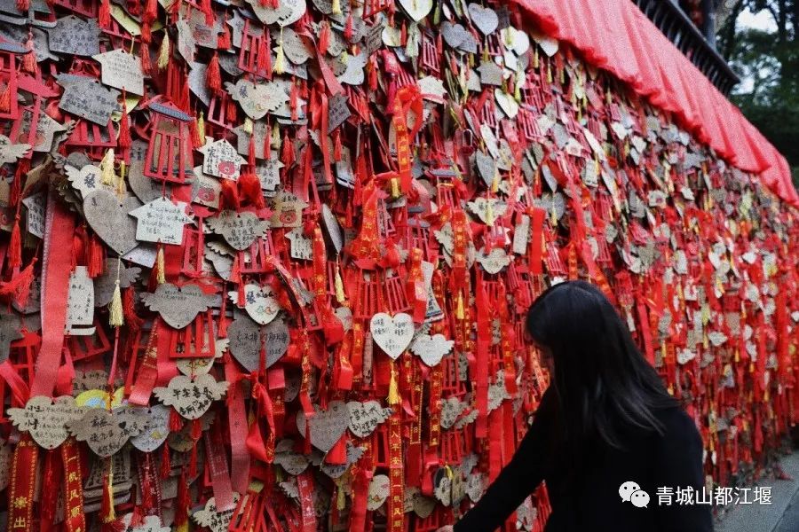 在古村落拍照怎么摆姿势好看,在古堰拍照姿势