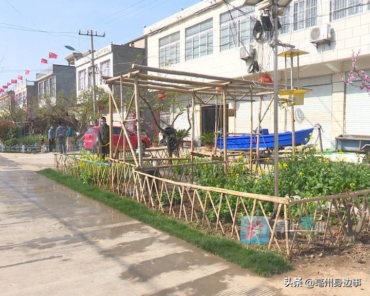 旧小区阳台自制秋千,乡里自制秋千