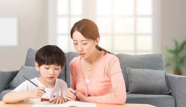 辅导孩子作业被气得脑出血,住院后又抑郁,为人父母一定要内心强大