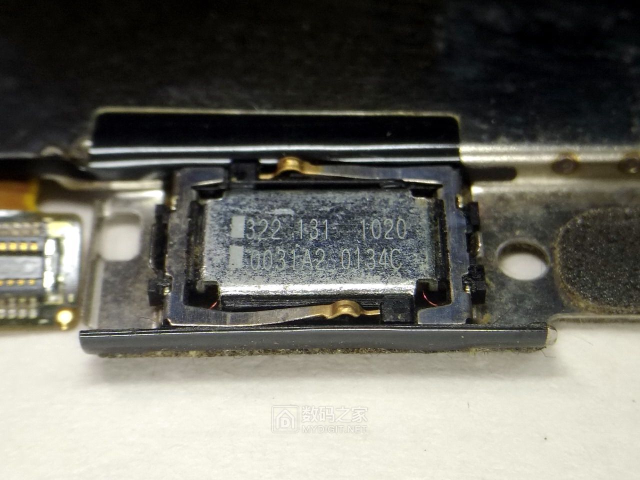 70余图拆解2008年款诺基亚全键盘旗舰E71,曾经的神机名不虚传