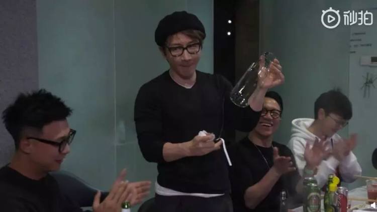 刘谦回应完整版,刘谦换壶央视如何解释