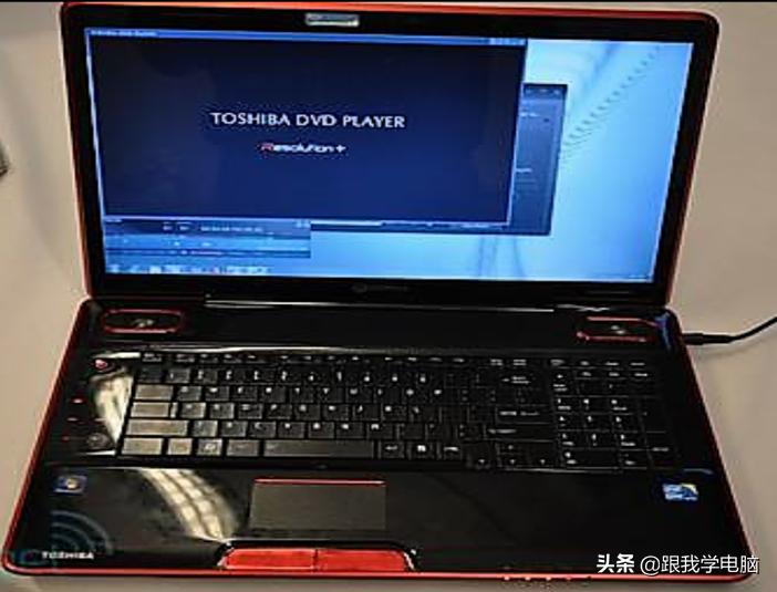 笔记本喇叭测试没声音怎么解决,笔记本喇叭有杂音滋滋如何清除