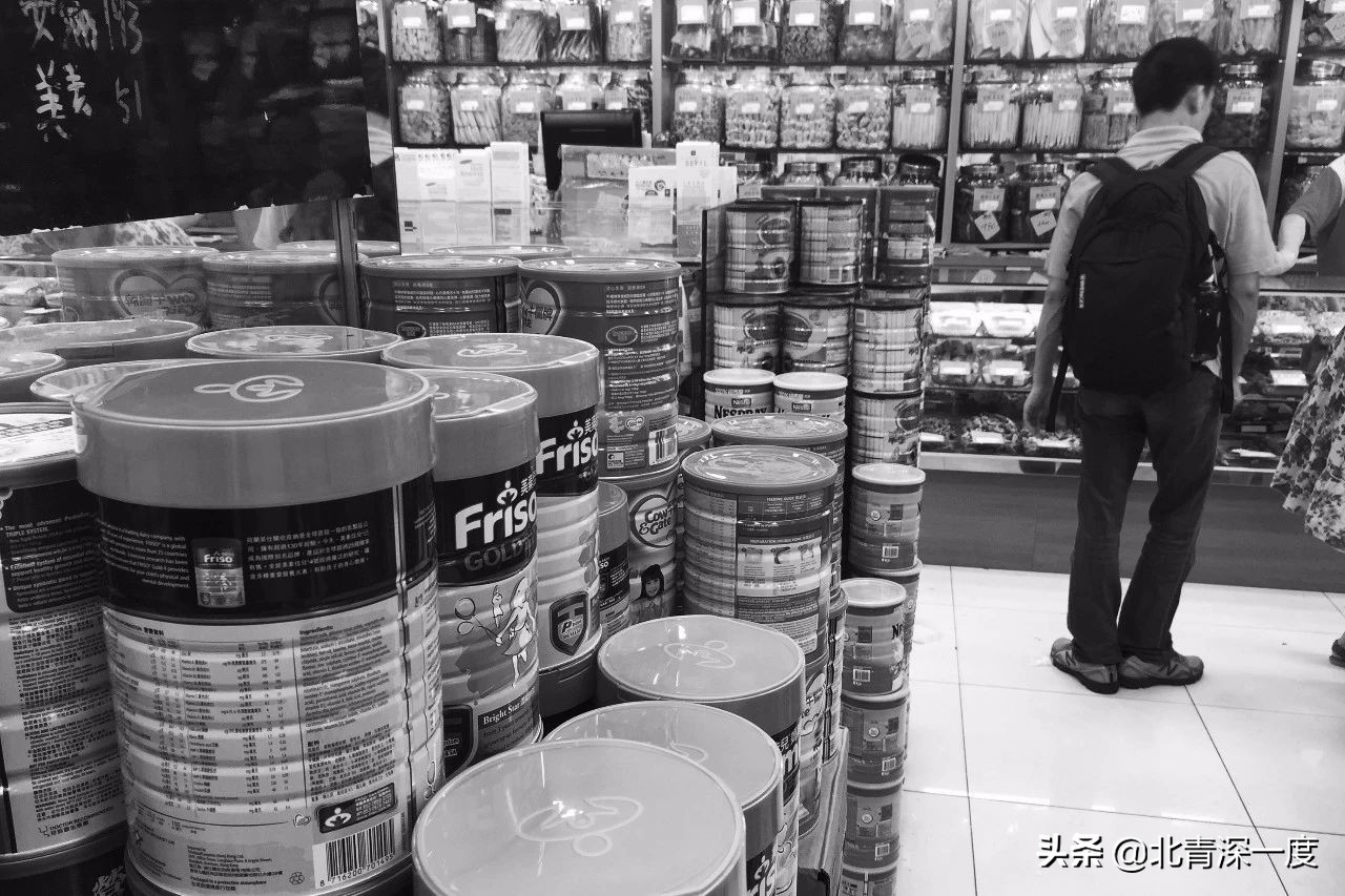 朋友圈代购变身灵魂画手,微商代购的灵魂画手