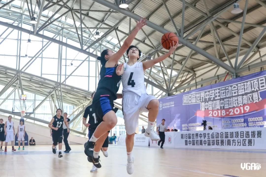 16岁打进国家队，男生与她单打都未必能赢！南开中学伍湘琳