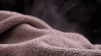 洗澡是直接换睡衣还是穿浴巾,洗完澡可直接穿毛绒睡衣吗