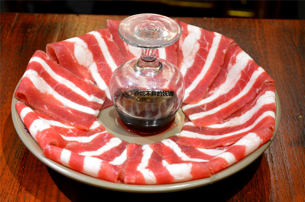 吃货夫妻结婚2周年，去成都逛吃逛吃，3天花了5600元~