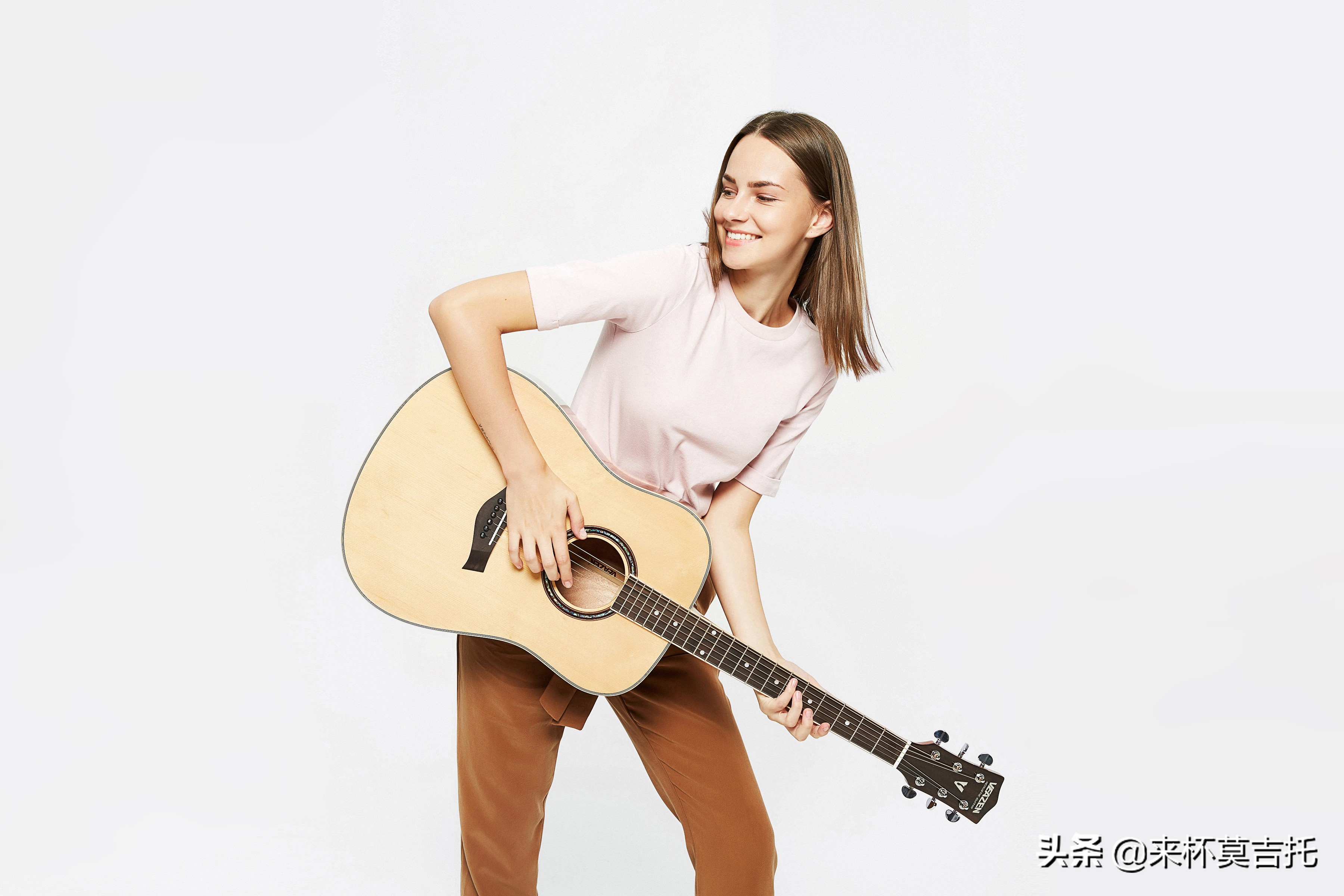 初学者吉他推荐静音,吉他初学者推荐歌曲童年