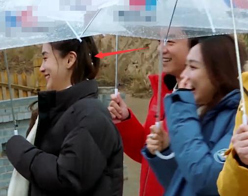 郑恺与杨颖甜蜜互动,郑恺杨颖最新情况